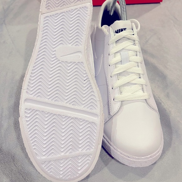 NEW Nike Blazer Low LE - Picture 4 of 7